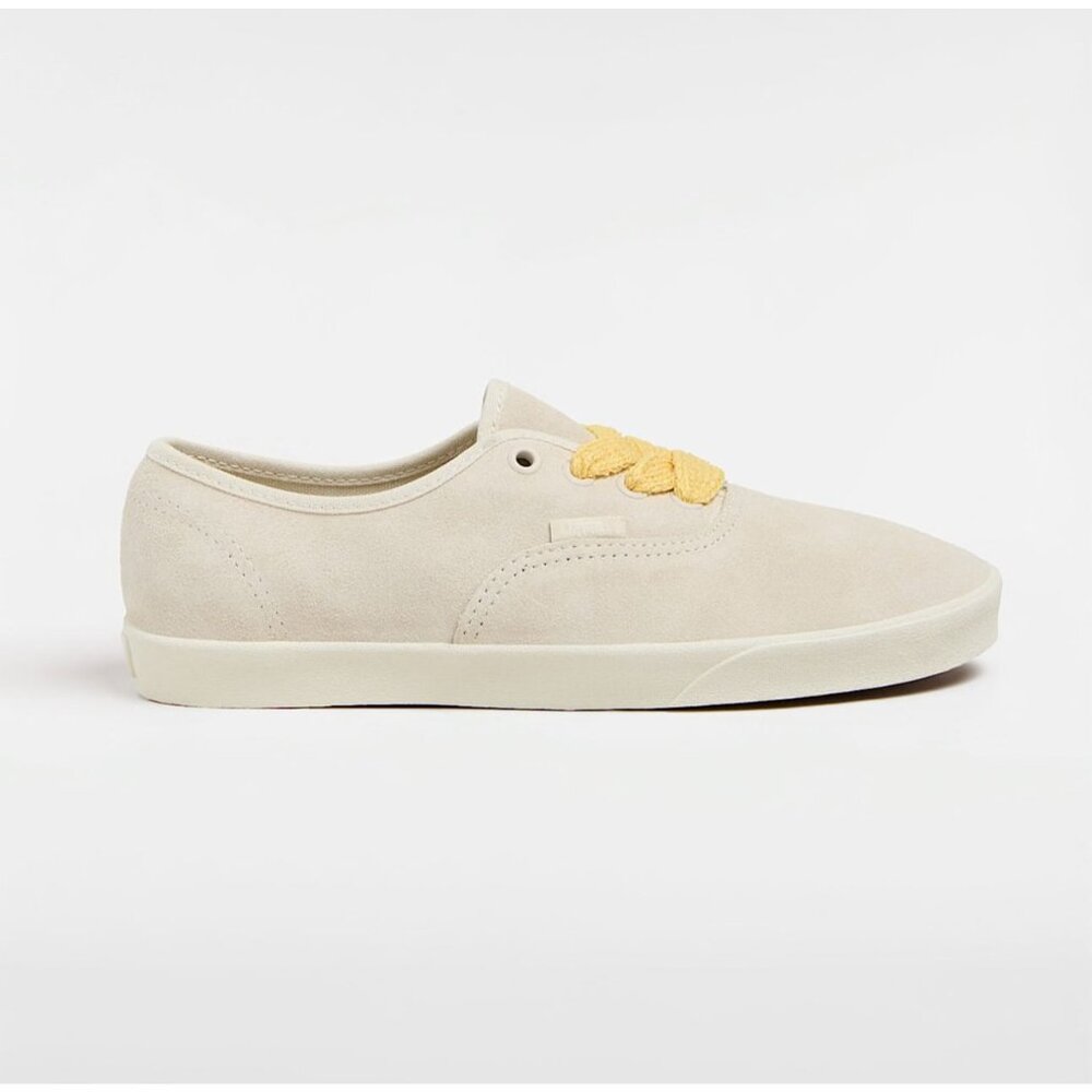 Vans Authentic Lowpro Women's size 7.5 Bone Suede Fat Lace Shoes